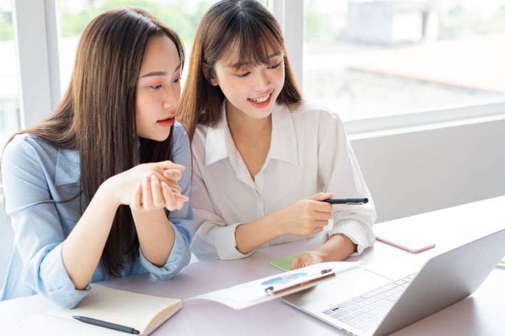 Brand Collaborations: How PR and Influencer Marketing Are Merging in 2025